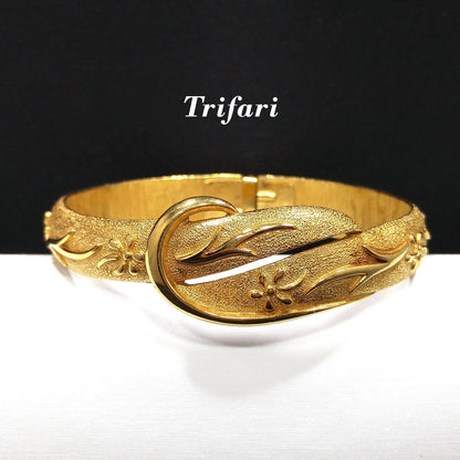 Crown Trifari Floral Hinged Bracelet, Gold Plated, 1950s Vintage Jewelry