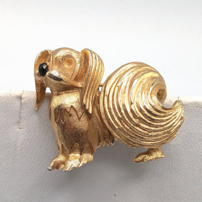 Eisenberg Pekinese Dog Brooch, Gold Plated, 1950s Vintage Jewelry