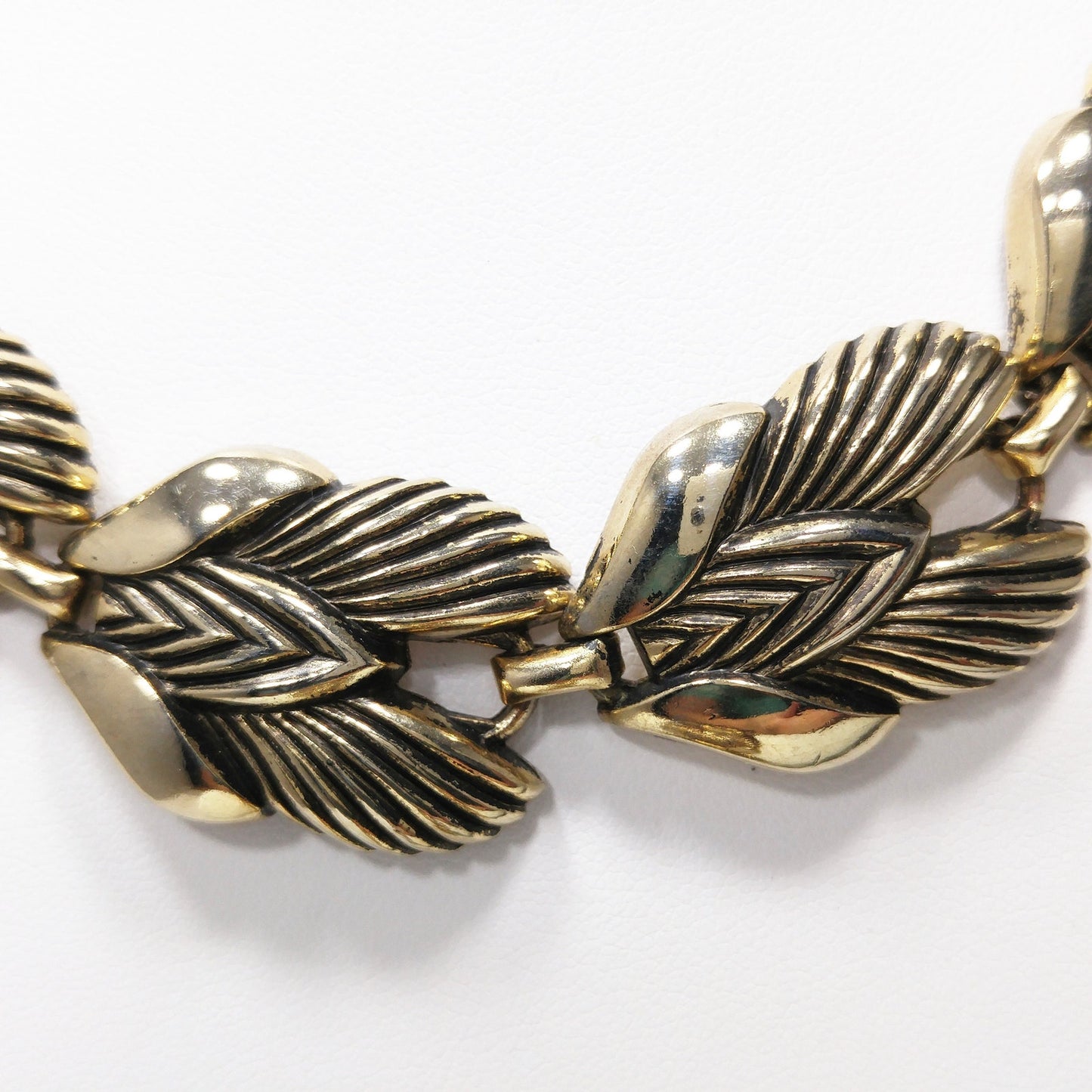 Vintage 1960s Gold Tone Leaf Link Necklace Bracelet Set Mid Century Unsigned