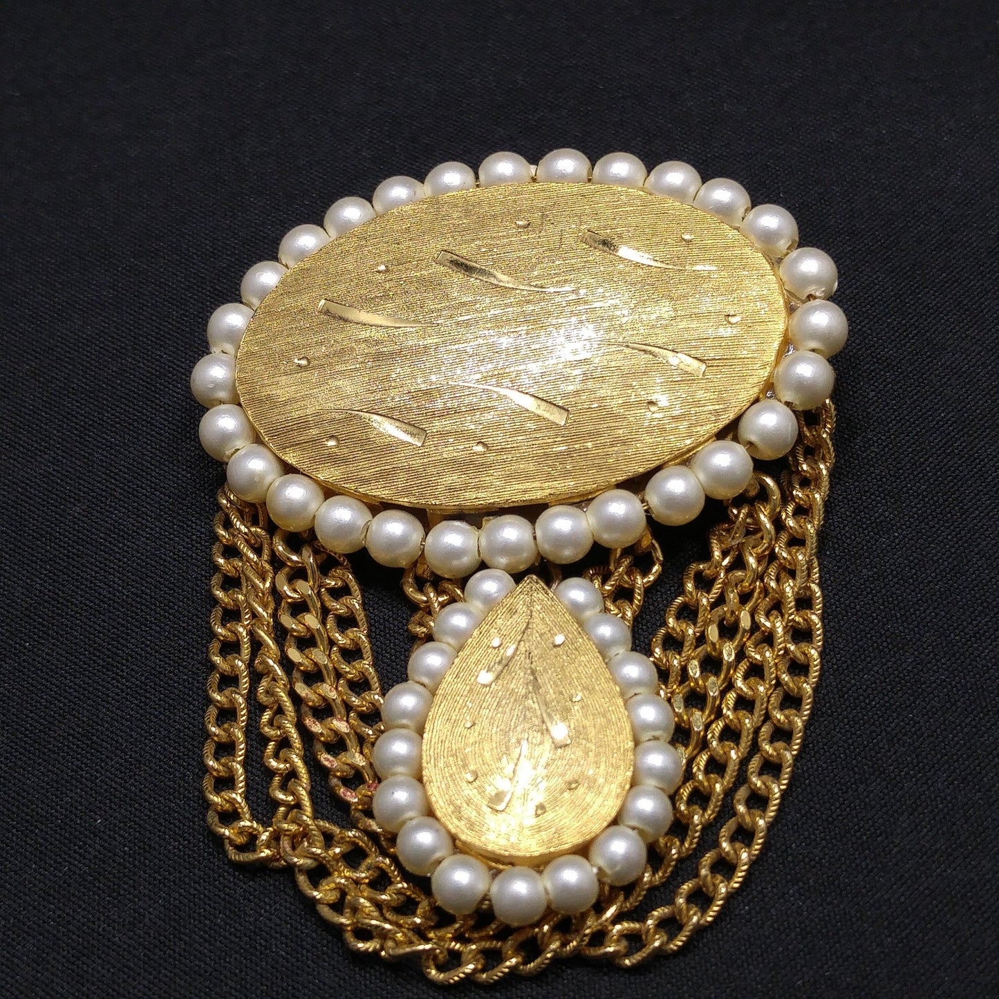 Kramer Gold Plated Dangle Brooch, Faux Pearls, 1950s Vintage Jewelry