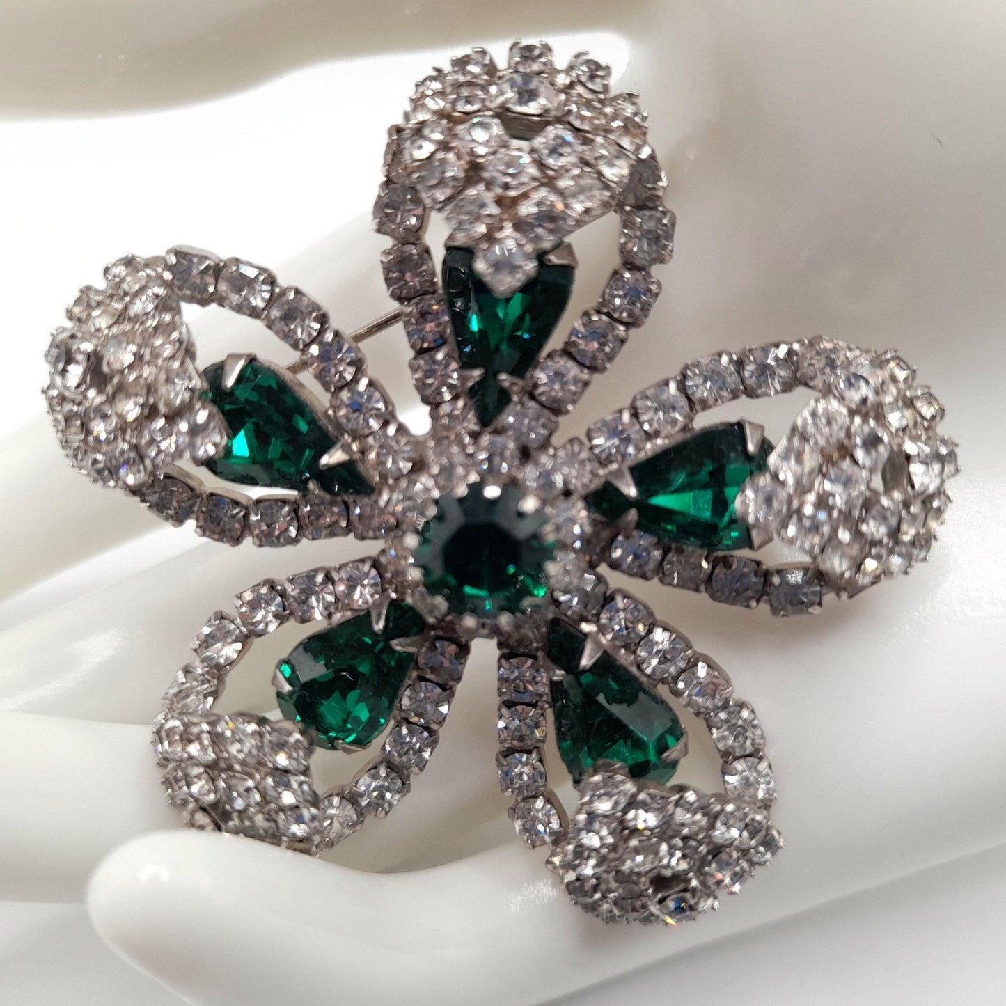 Kramer Floral Brooch, Emerald Green Rhinestones, Rhodium Plated 1960s Vintage Jewelry