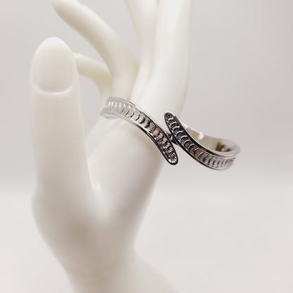 Vintage Monet Rhodium Plated Hinged Bracelet Textured Design 6 Inch