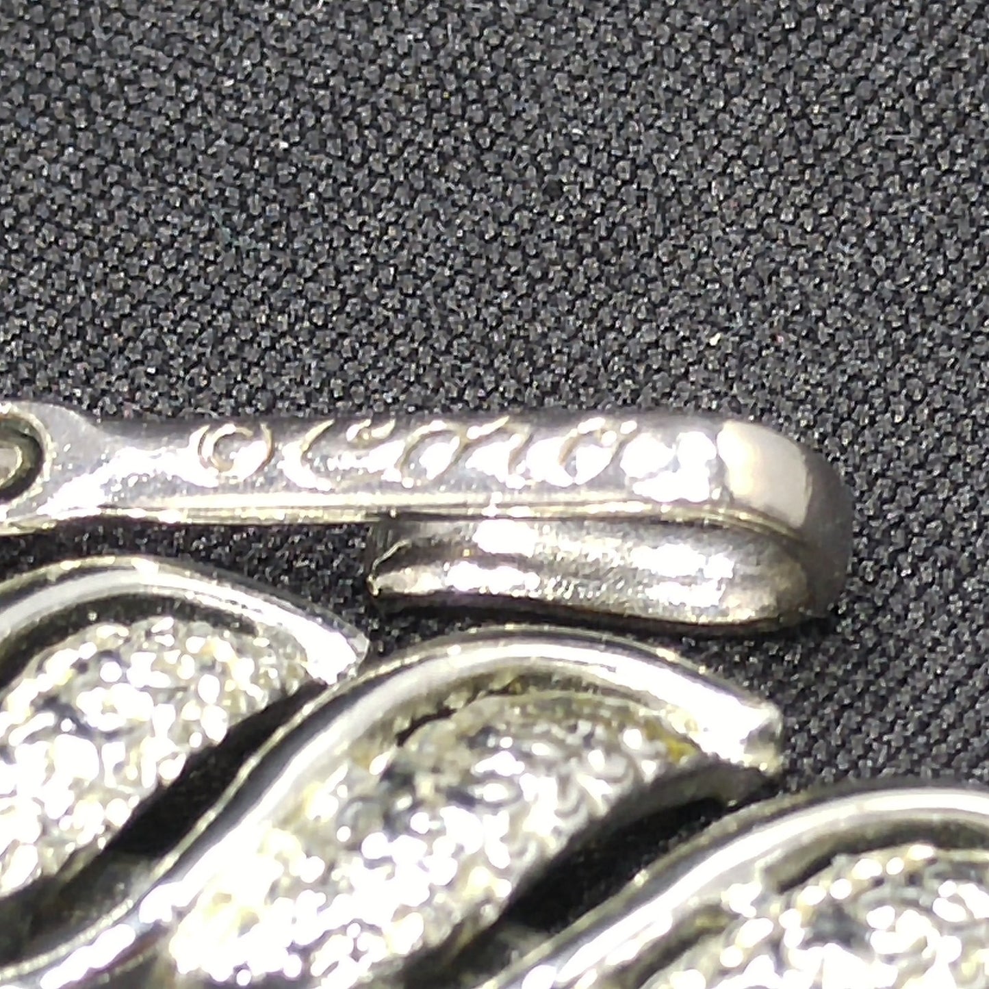 Coro Leaf Choker Necklace, Mid-Century Modern, Rhodium Plated, 1950s Vintage Jewelry
