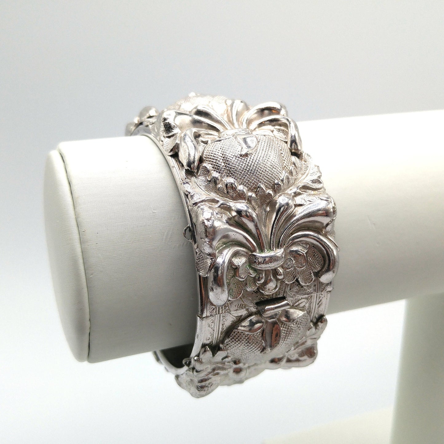 Whiting & Davis Floral Wide Hinged Bracelet, Rhodium Plated, Book Piece, 1970s Vintage Jewelry