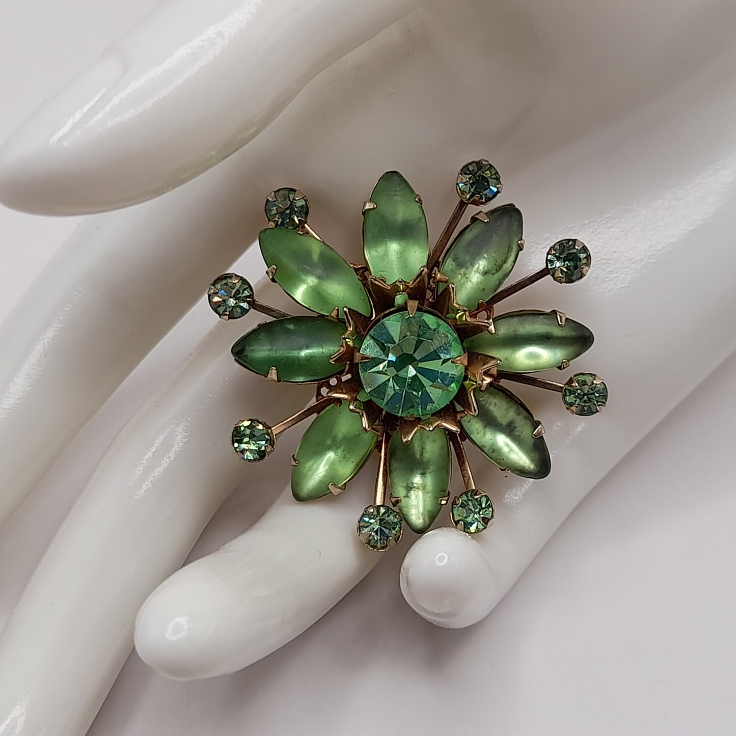 Vintage 1950s Uranium Glass Green Rhinestone Brooch Gold Filigree 1.75”