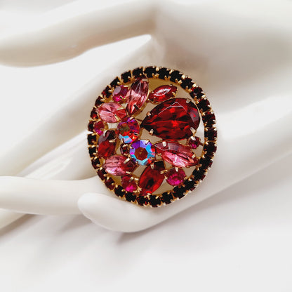 WEISS Red & Pink Rhinestone Round Vintage Brooch – Gold Plated 1960s