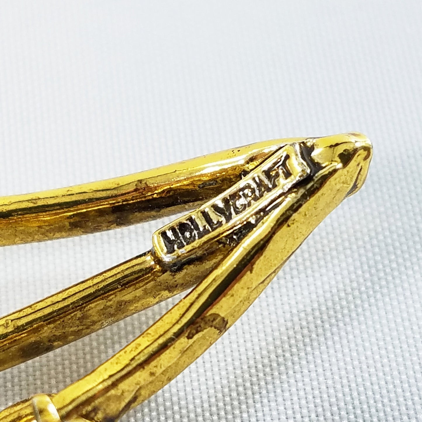 Hollycraft Pastel Rhinestone Floral Brooch, Gold Tone Flower Pin, 1960s Vintage Jewelry