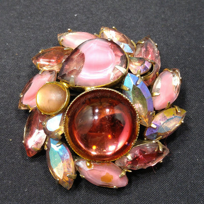 Mid-Century Pink Art Glass Domed Brooch, Czech Glass, Gold Plated, 1950s Vintage Jewelry