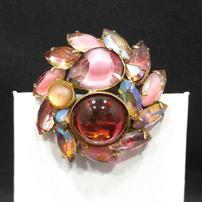 Mid-Century Pink Art Glass Domed Brooch, Czech Glass, Gold Plated, 1950s Vintage Jewelry