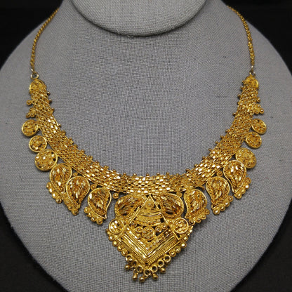 Vintage Heavily Gold Plated Necklace, 3D Cut Hand Crafted, Vintage Jewelry