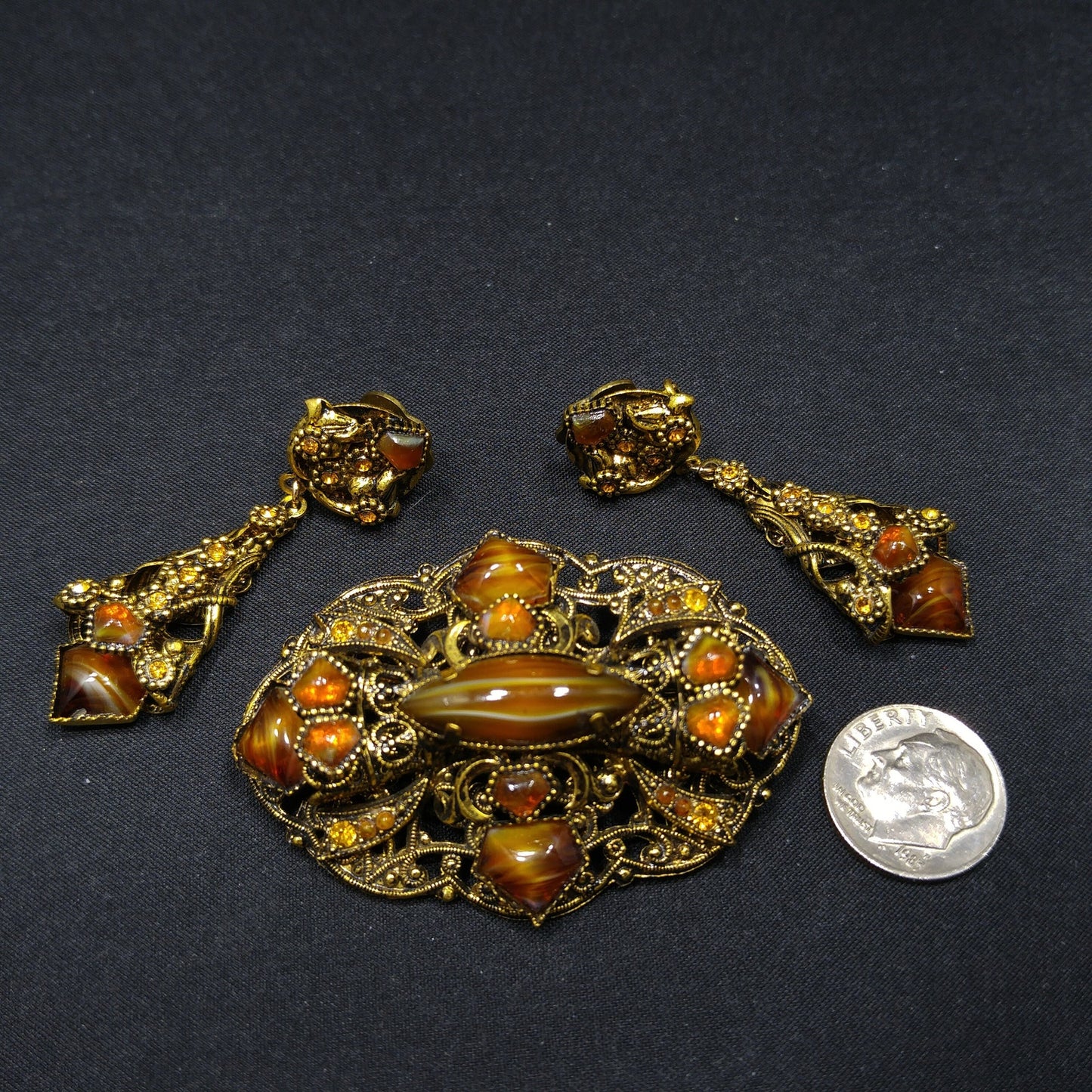 Filigree Topaz Art Glass Brooch & Clip Earrings, Dangle Earrings, 1950s Vintage Jewelry