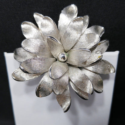 Boucher Floral Brooch, Number 8919P, Rhodium Plated, 1960s Vintage Jewelry