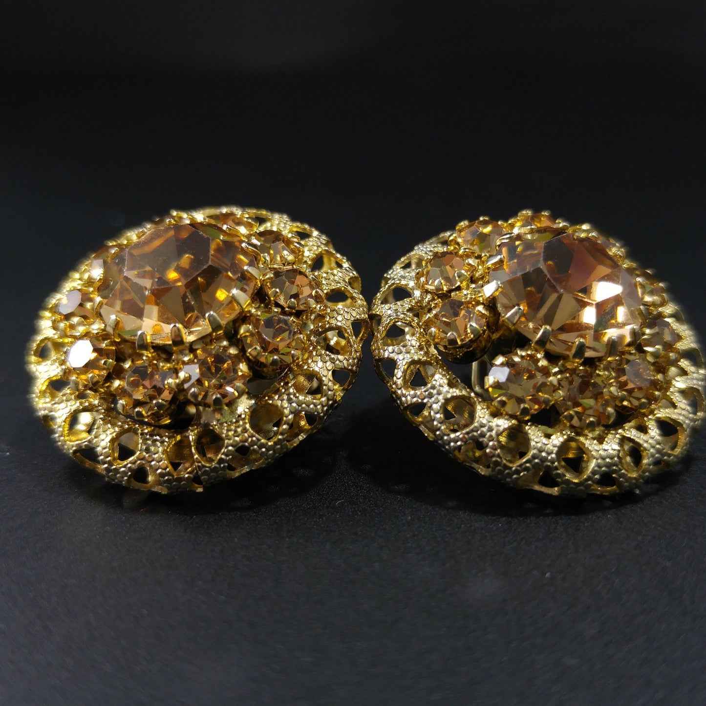 Vintage Austrian Crystal Light Topaz Domed Brooch Earrings Set, Gold Plated 1950s Vintage Jewelry