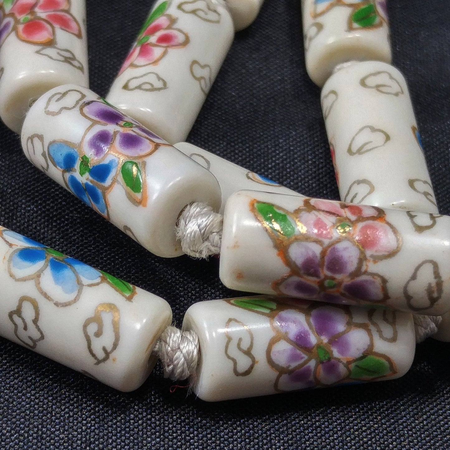 Vintage Chinese Imported Hand Knotted Beaded Necklace, 1960s Hand Painted