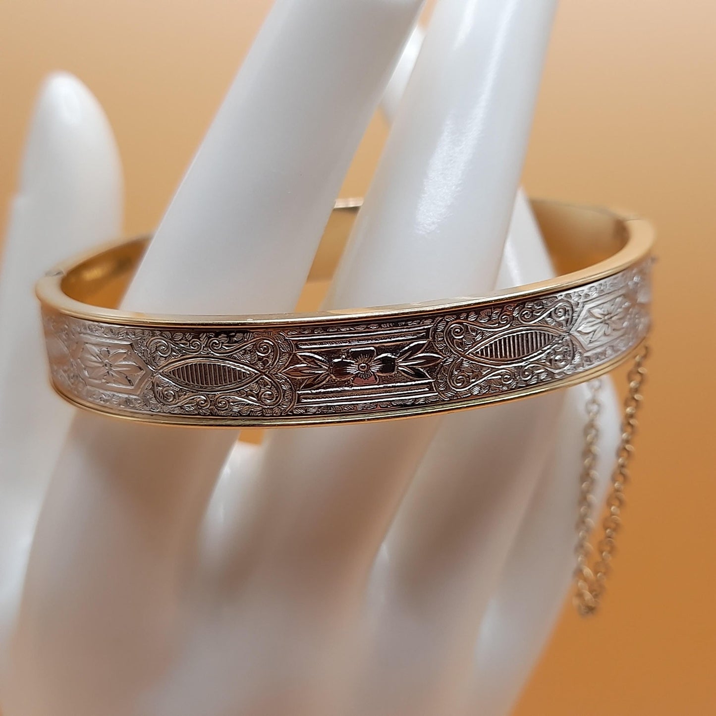 Krementz Hinged Bangle Bracelet, Rolled Gold Overlay, Two Toned, Safety Chain, 1950s Vintage Jewelry
