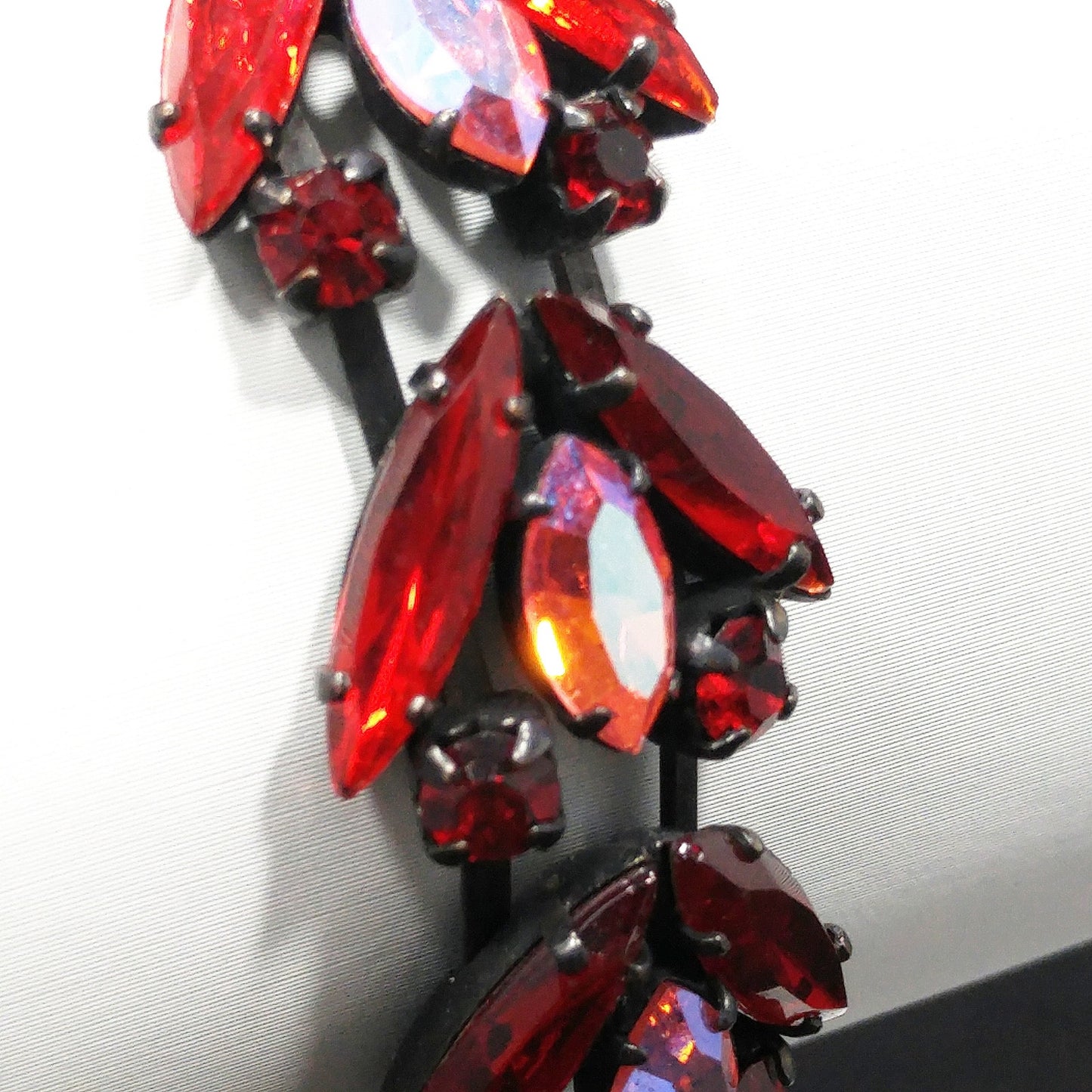Regency Jewels Red & Pink Japanned Bracelet, 1970s Vintage Jewelry