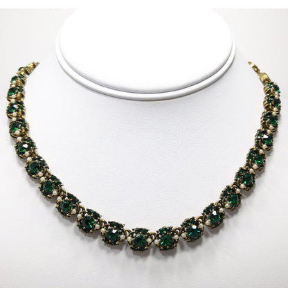 Hollycraft Emerald Green Rhinestones Necklace, Faux Pearls, Gold Plated, 1950s