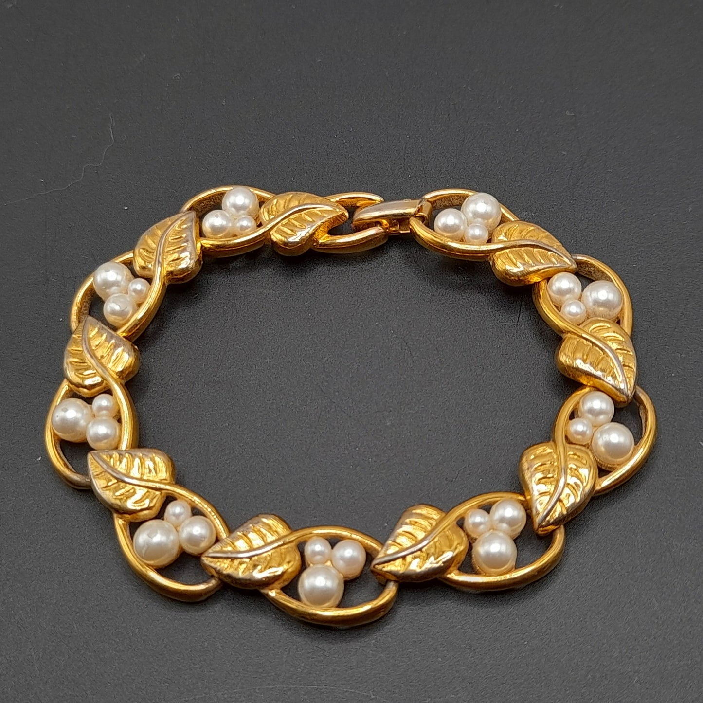 Vintage Napier 1980s Faux Pearl Leaves Gold Tone Bracelet, Pat. #4.774.743