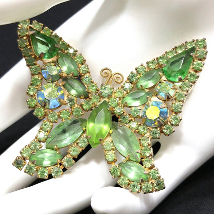 Weiss Peridot Green Rhinestone Butterfly Brooch, Gold Plated, 1950s Vintage Jewelry