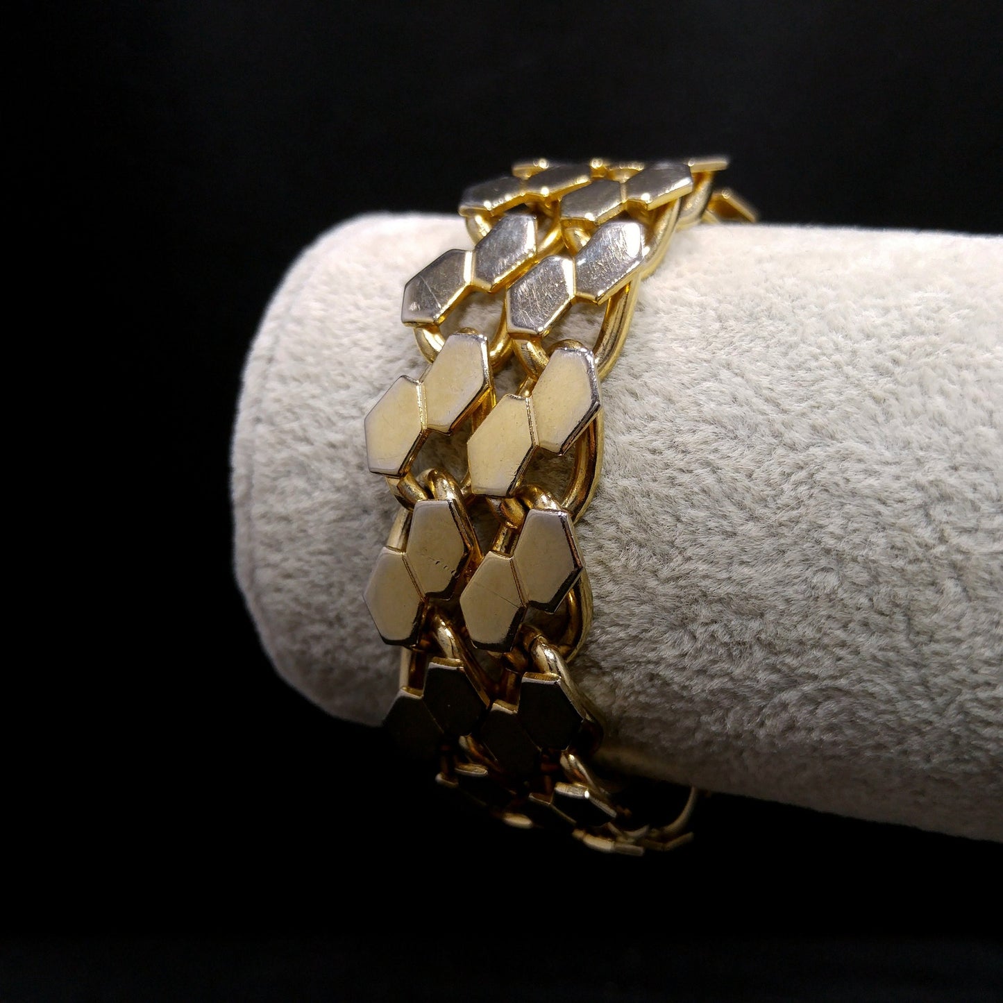 Snake Pattern Gold Plated Bracelet, Safety Chain, 1960s Vintage Jewelry