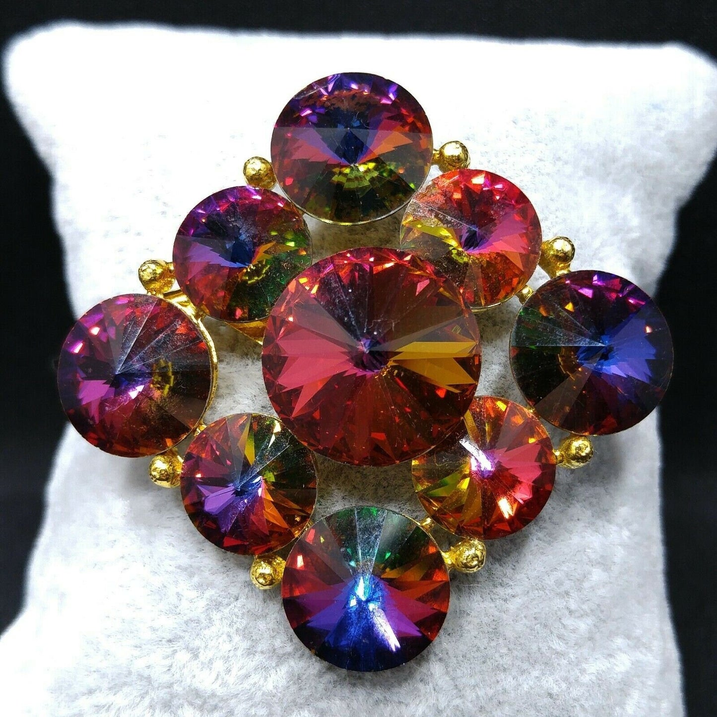 Unsigned Weiss Attributed “Passion” Rivoli Rhinestone Brooch – 1960s Vintage Jewelry