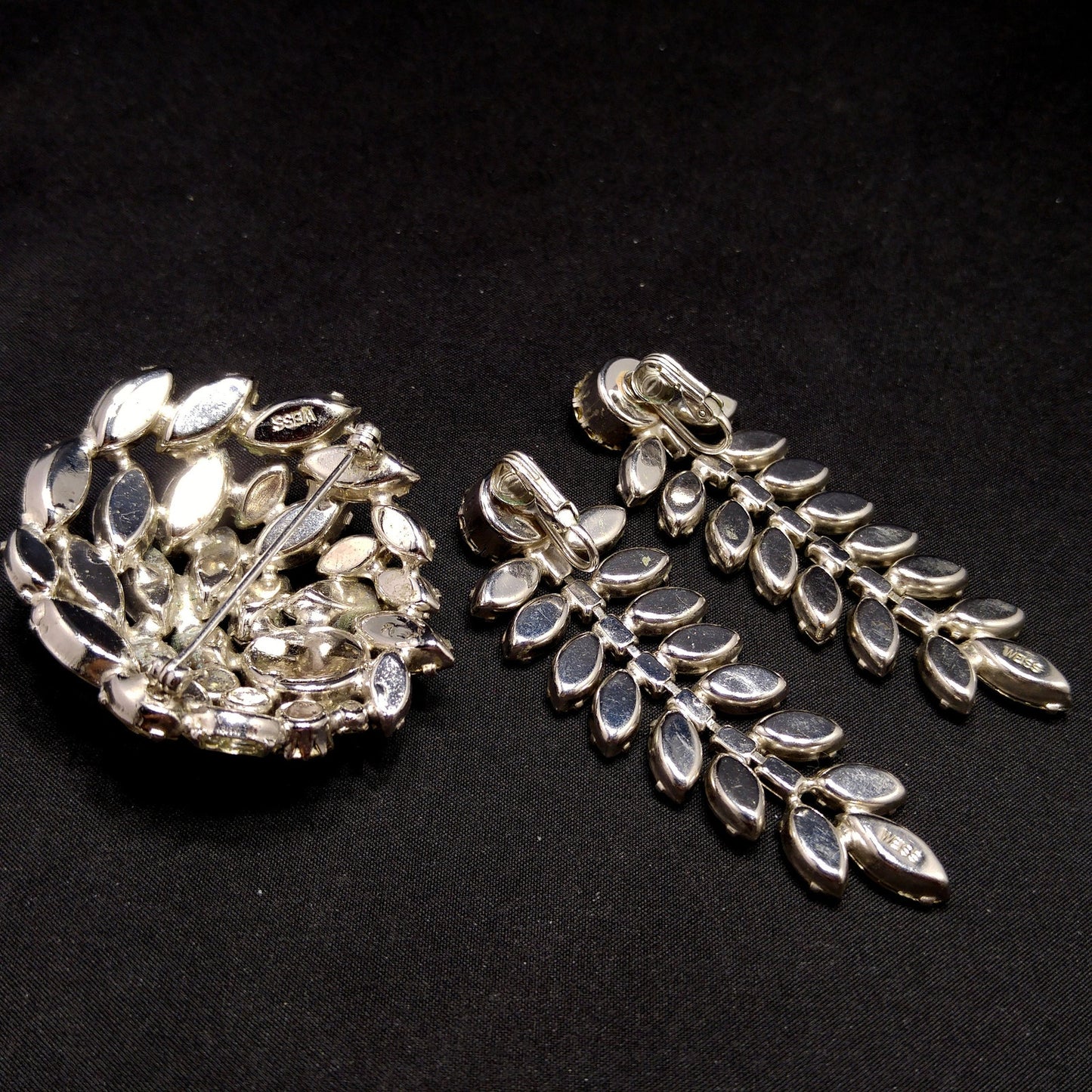 Weiss Clear Rhinestone Brooch and Long Dangle Earrings Set – 1950s Rhodium Plated