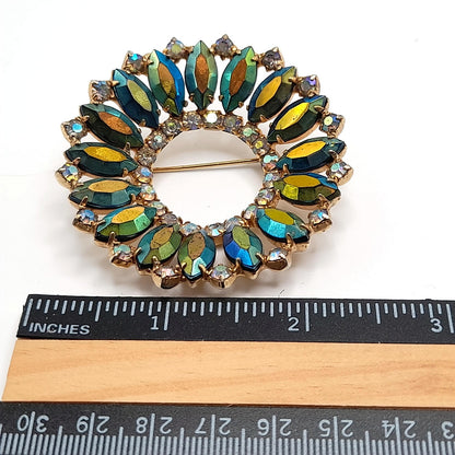 Weiss 1950s Iridescent Green Blue Gold Fire Polished Rhinestone Wreath Brooch – Signed