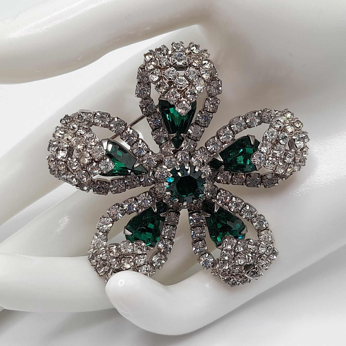 Kramer Floral Brooch, Emerald Green Rhinestones, Rhodium Plated 1960s Vintage Jewelry