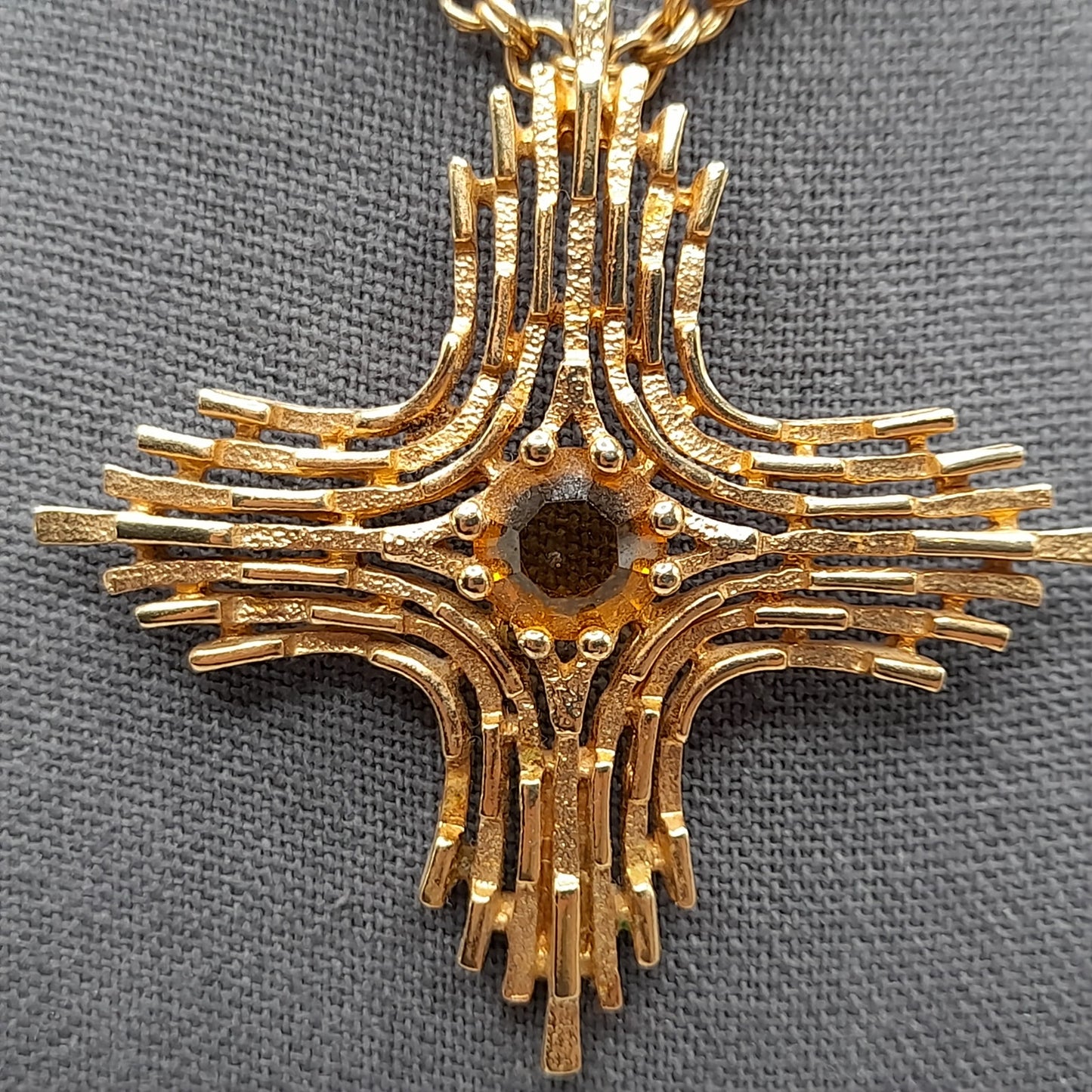 Vintage Sarah Coventry 1970s Yellow Rhinestone Cross Pendant Necklace