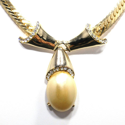 White Pearled Cabochon Pendant Necklace, Gold Plated Chain, 1980s Vintage Jewelry