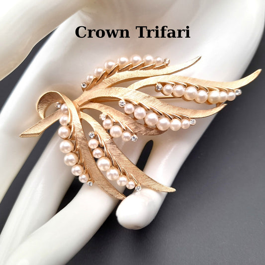 Vintage Crown Trifari Brooch – Gold Plated Satin Finish with Faux Pearls & Rhinestones