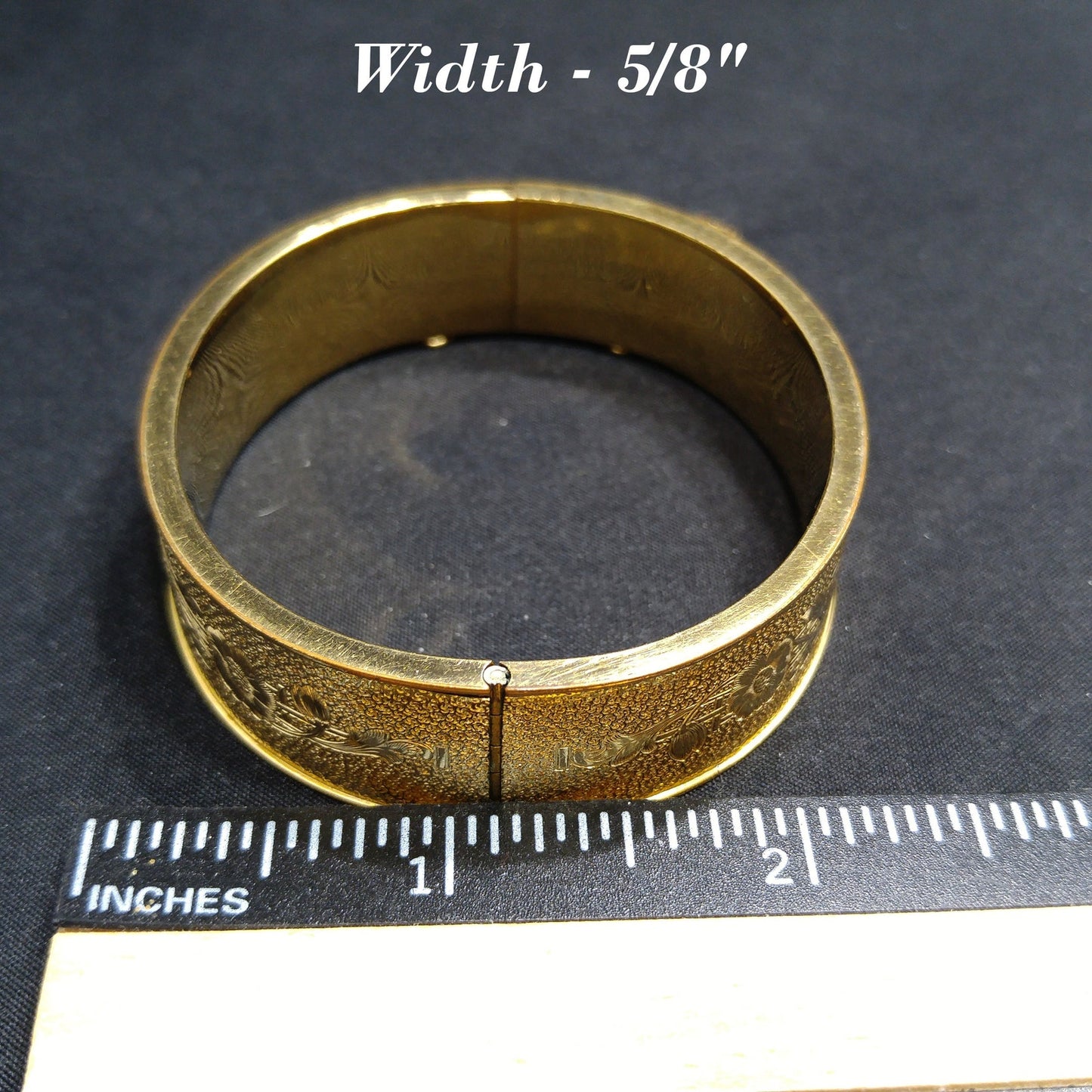 Vintage 1930s 10K GF Floral Hinged Bracelet Engraved Flowers Safety Chain