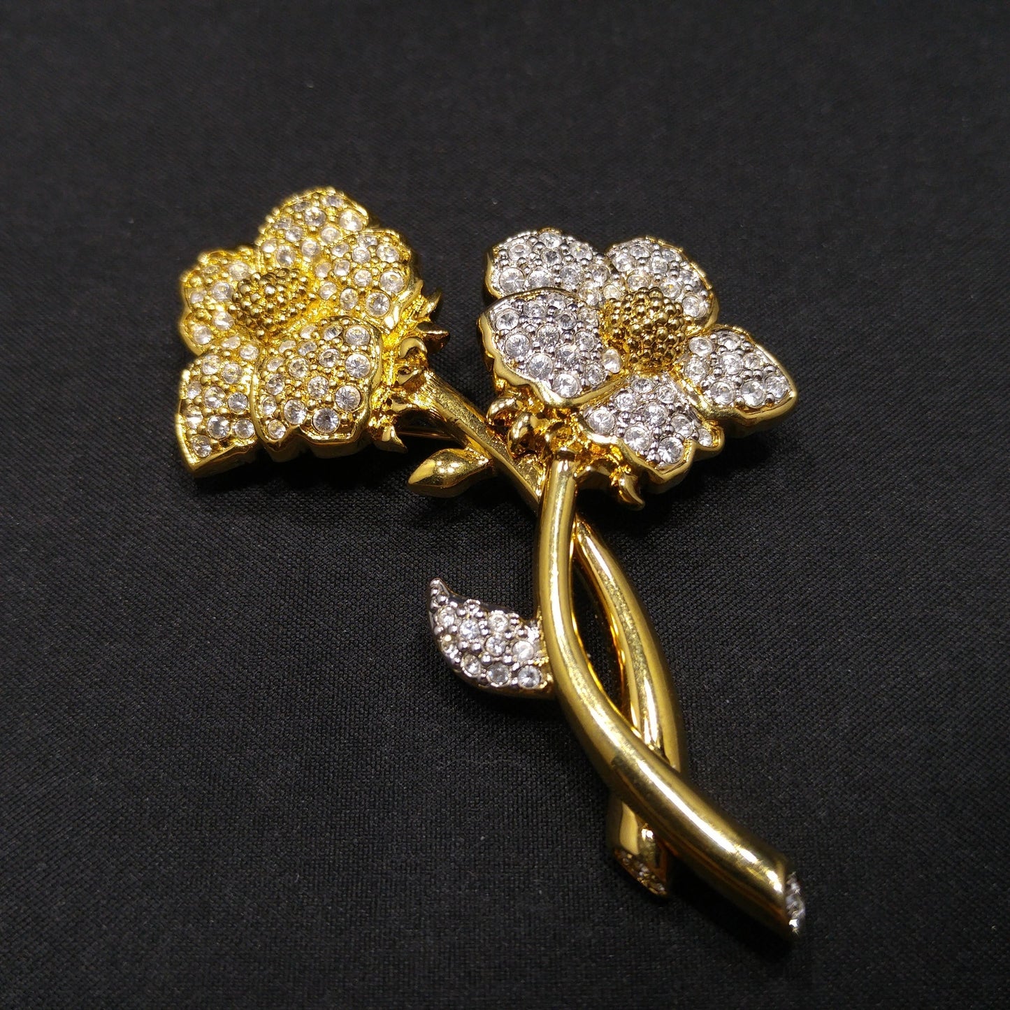 Vintage Swarovski Year 2000 Two Flower Brooch – Gold Plated with Clear Rhinestones