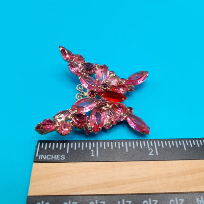 Vintage Weiss Butterfly Brooch, Pink Red Rhinestones, Gold Plated, 1950s Jewelry