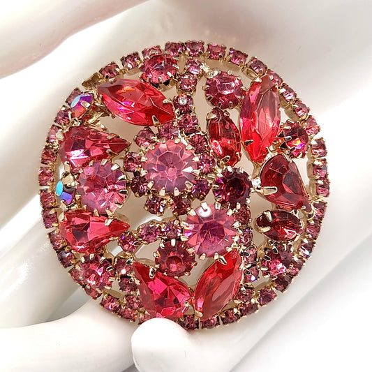 Vintage Unsigned Weiss Pink Rhinestone Brooch, Gold Plated, 1960s