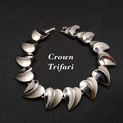 Crown Trifari Heart Leaves Bracelet, Rhodium Plated, 1960s Vintage Jewelry