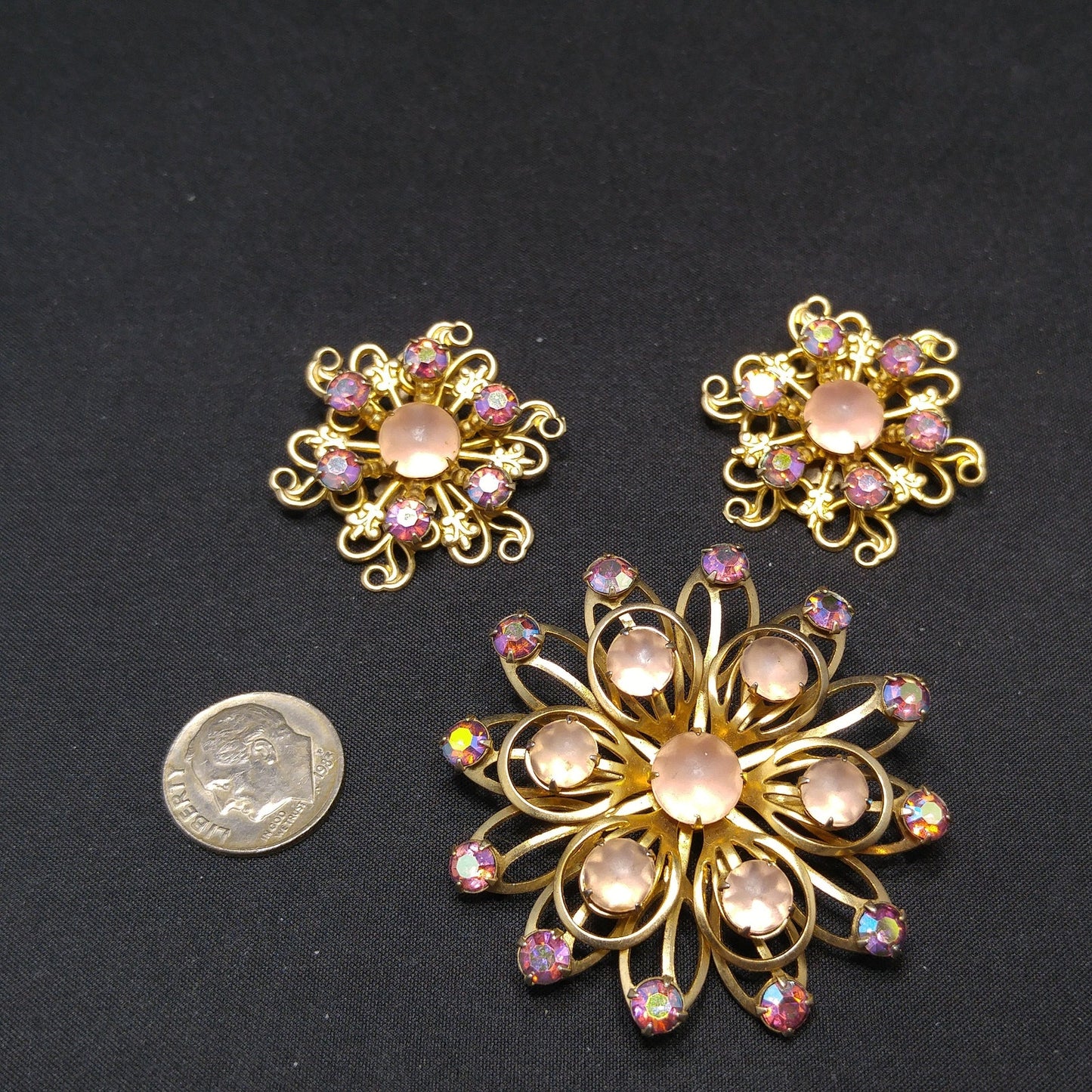 Vintage Pink Aurora Borealis Brooch Earrings Set, Pink Cabochons, 1950s Vintage Jewelry