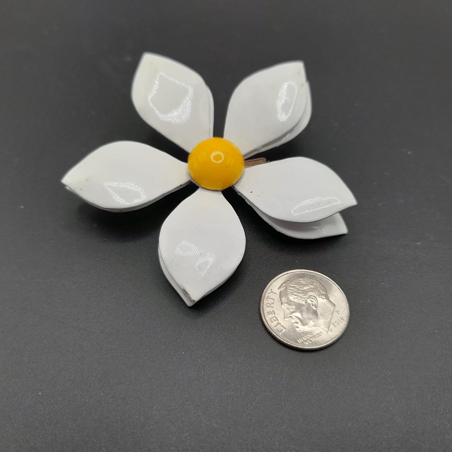Vintage 1960s White Yellow Enamel Flower Brooch