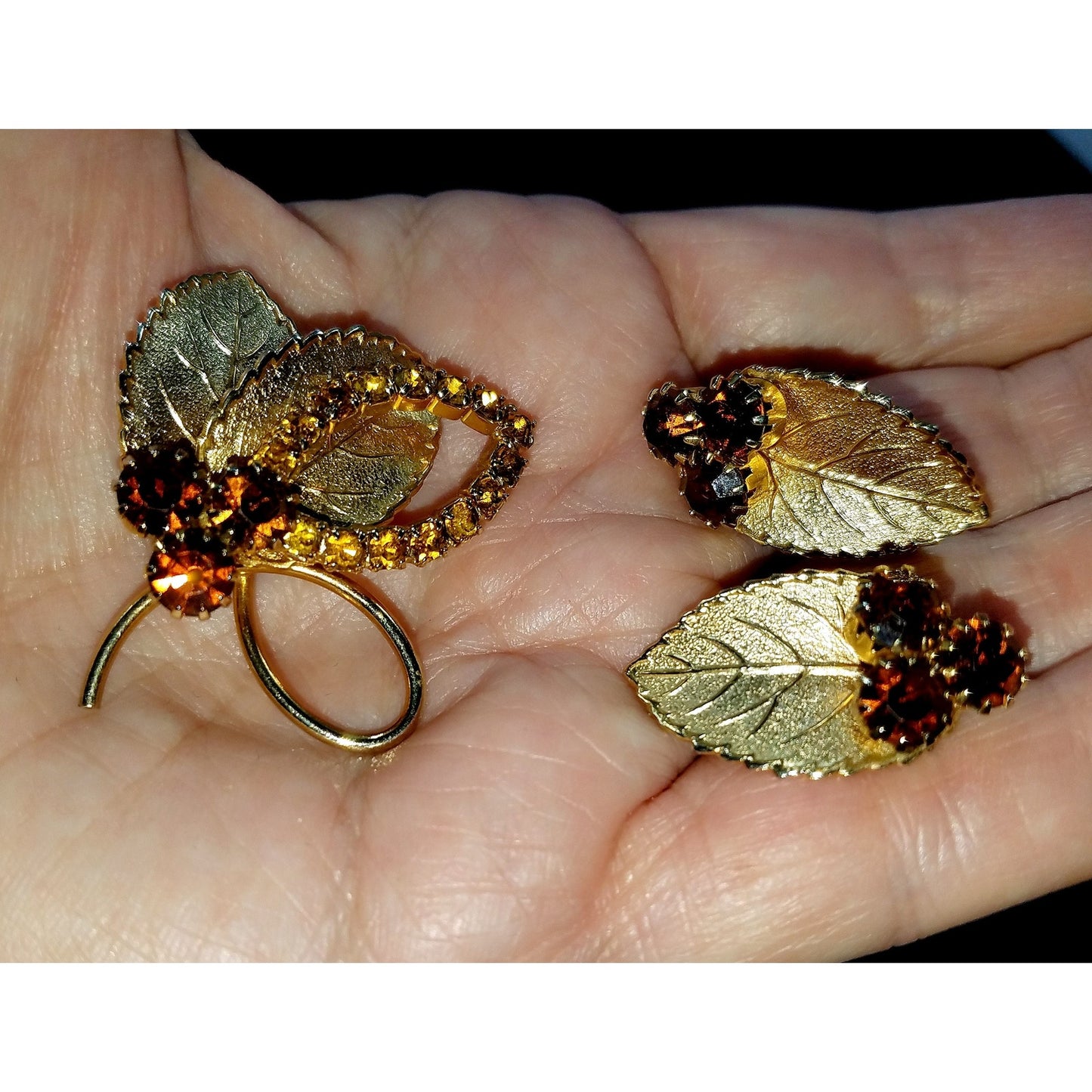 Vintage Judy Lee Gold Leaf Brooch & Earrings Set Topaz Rhinestones 1950s