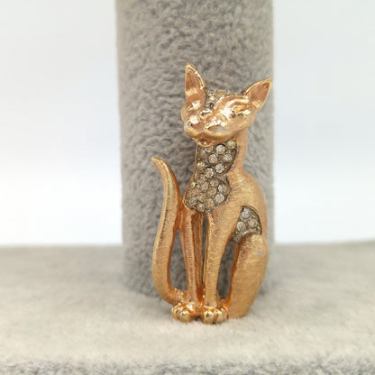 Eisenberg Pave Rhinestone Cat Brooch, Gold Plated, 1950s Vintage Jewelry
