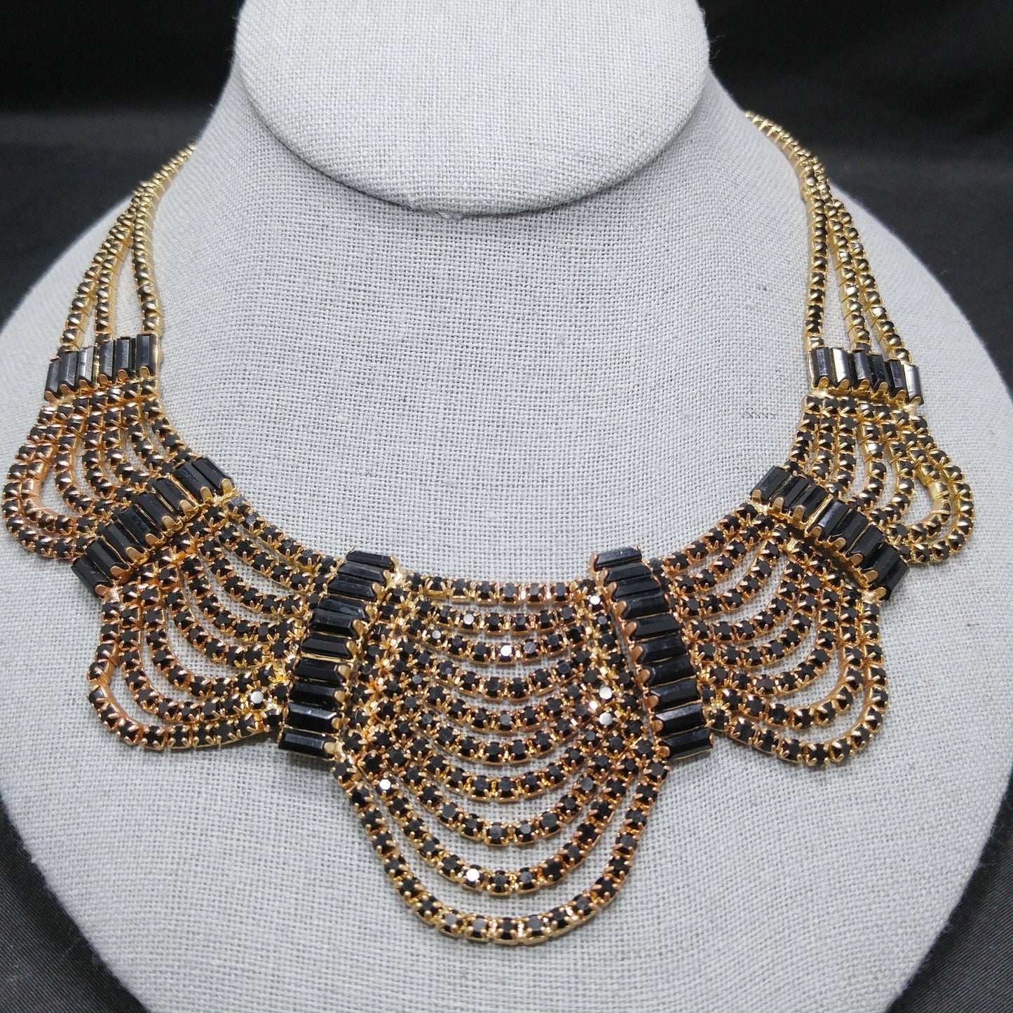 Black Rhinestone Festoon Necklace, Gold Plated, 1950s Vintage Jewelry
