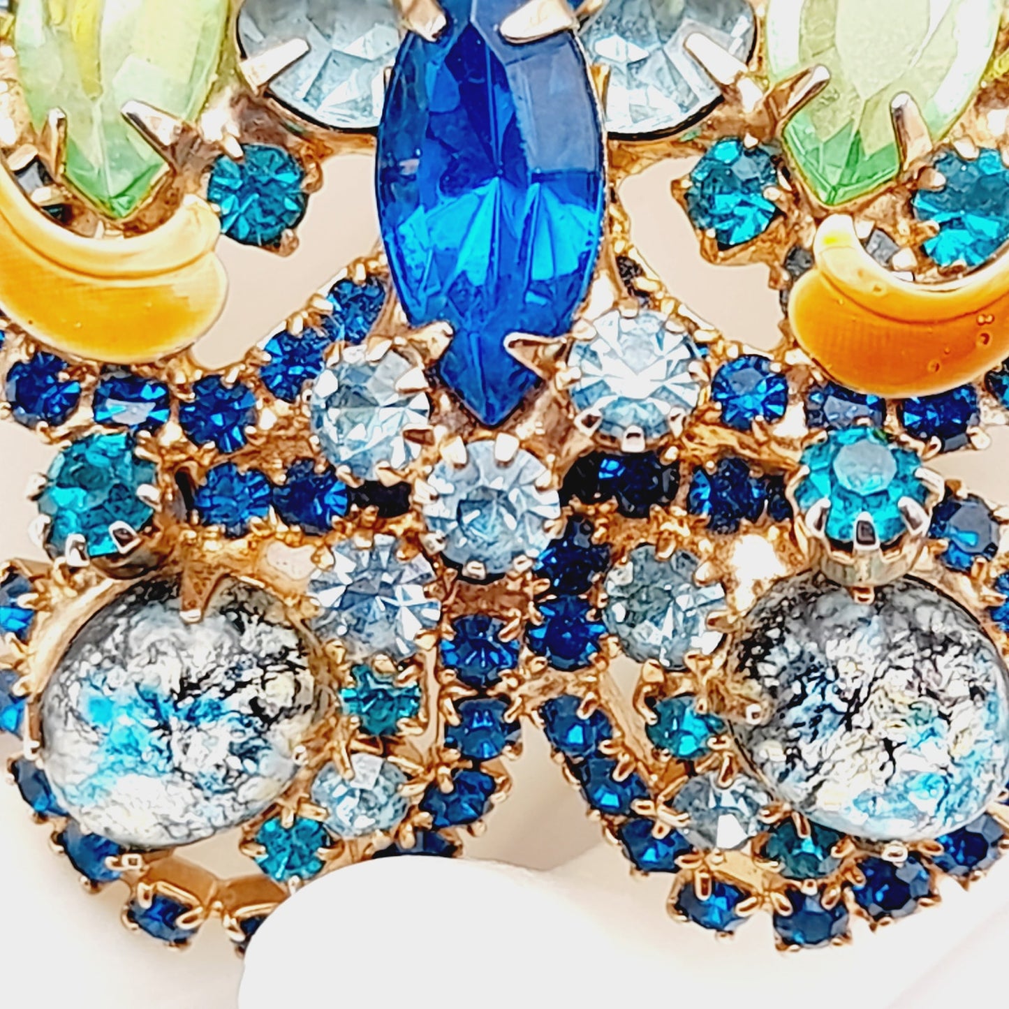 Vintage Butterfly Rhinestone Brooch – Sapphire Blue, Green & Art Glass Cabochon, Gold Tone Statement Jewelry