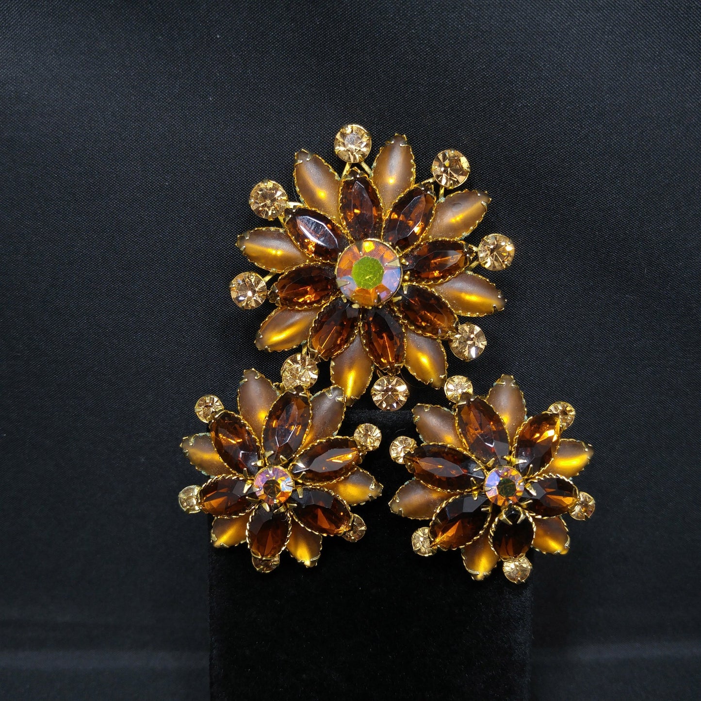Judy Lee Topaz Rhinestone Brooch & Earrings Set, Gold Plated, Aurora Borealis, 1960s
